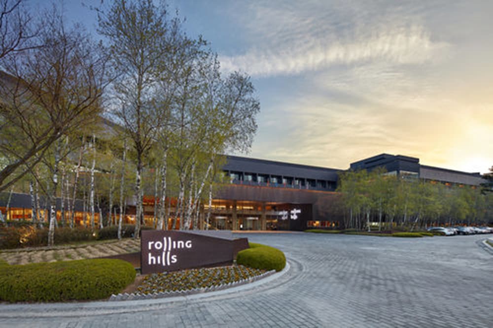 Rolling Hills Hotel in Hwaseong-Si, South Korea