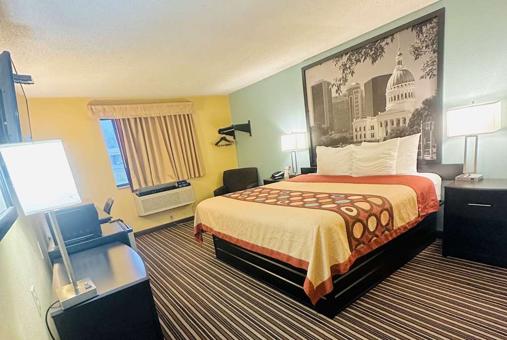 Super 8 by Wyndham Warrenton - photo 21