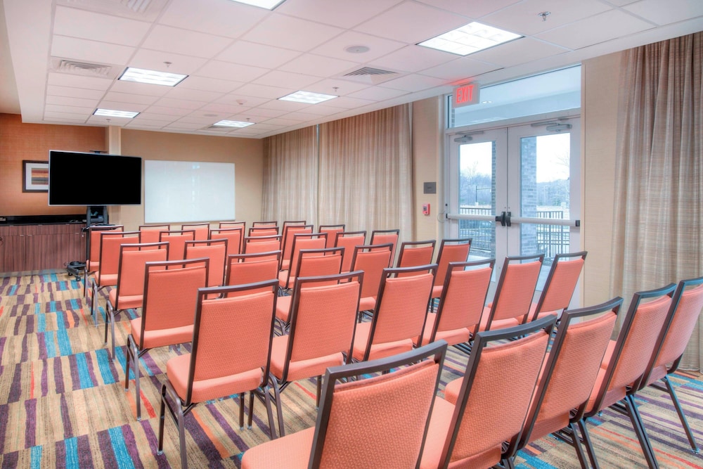 Residence Inn by Marriott Charlotte Airport - photo 32