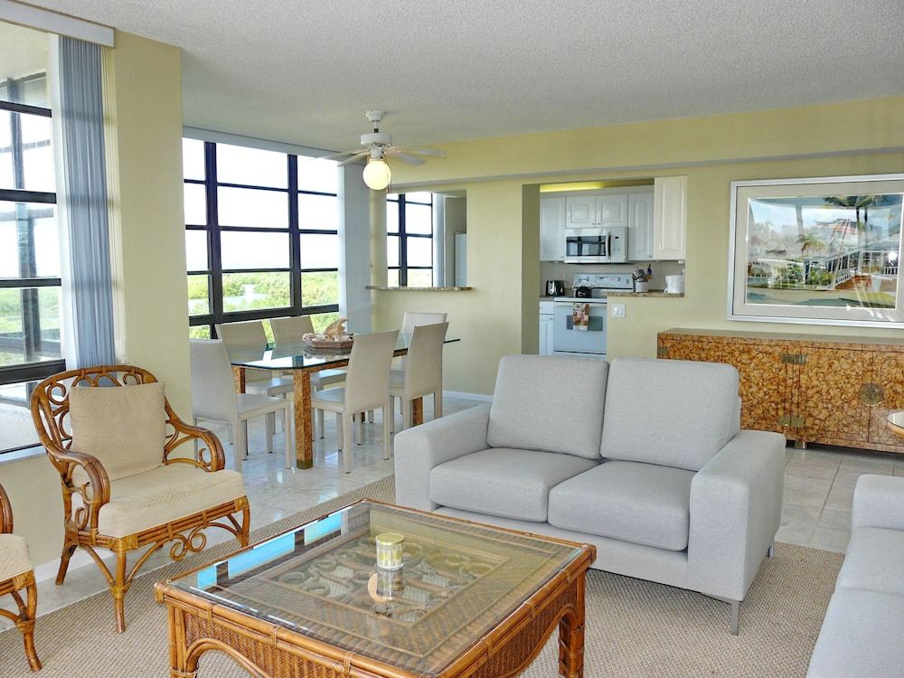 Sst3 1709 South Seas Towers 2 Bedroom Condo by Redawning - photo 27