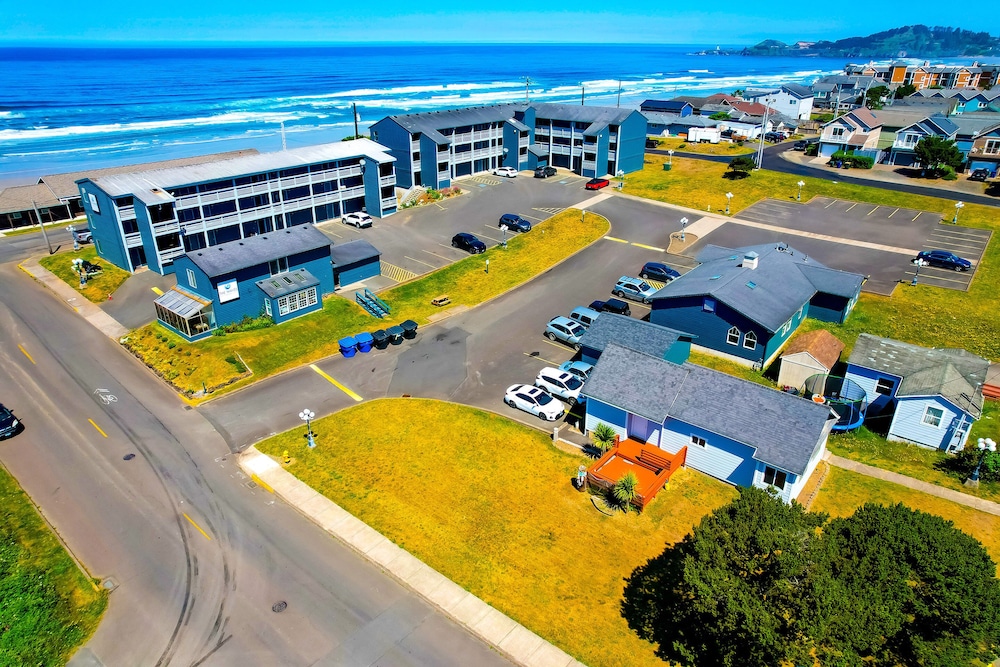 Waves Hotel NYE Beach Newport OR - photo 85