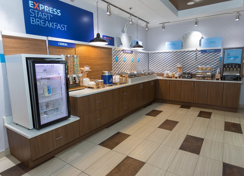 Holiday Inn Express Hotel & Suites Athens by IHG - photo 47