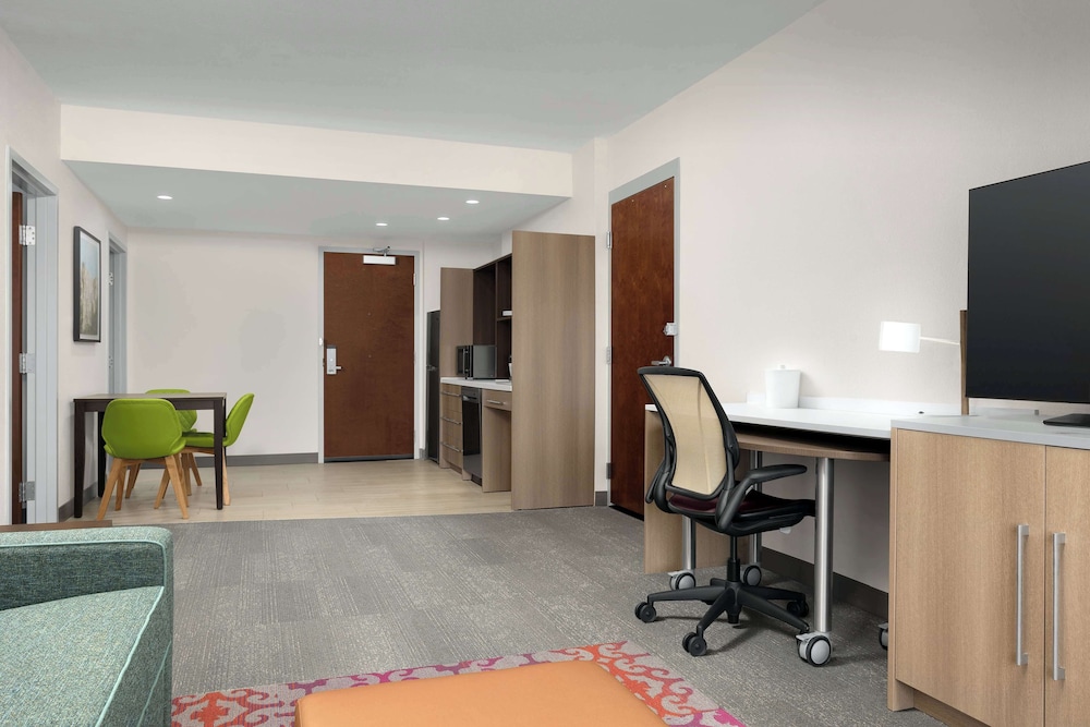 Home2 Suites by Hilton Durham University Medical Center - photo 9