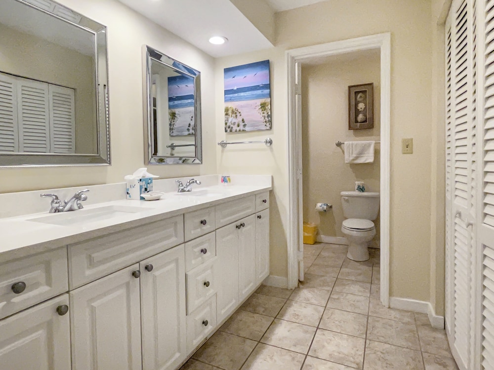 1404 South Beach Villa at The Sea Pines Resort - photo 10