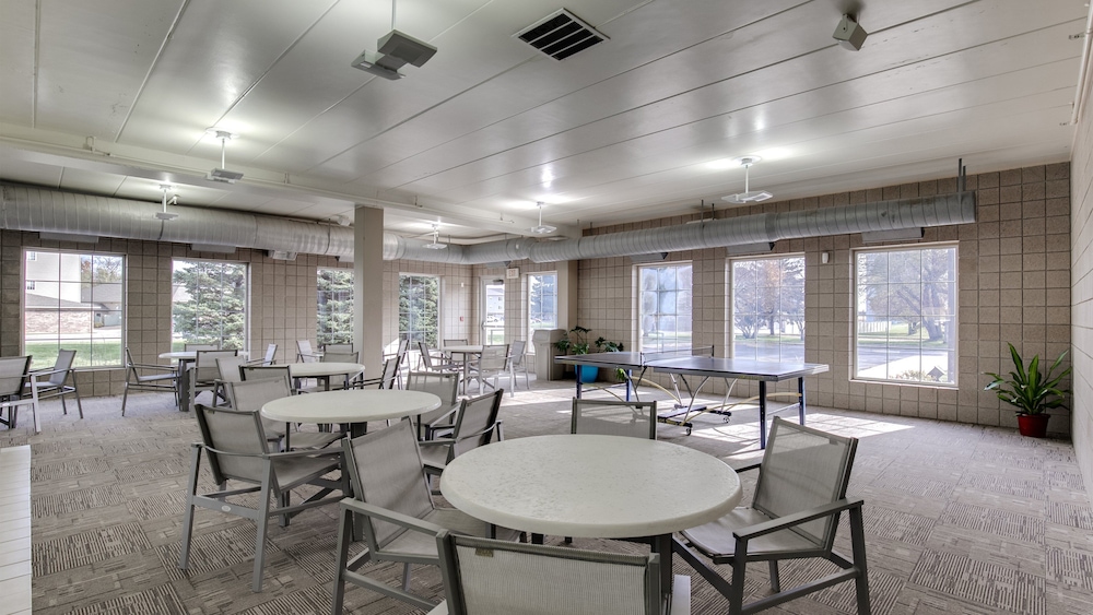 Holiday Inn Express Hotel & Suites St. Cloud by IHG - photo 37