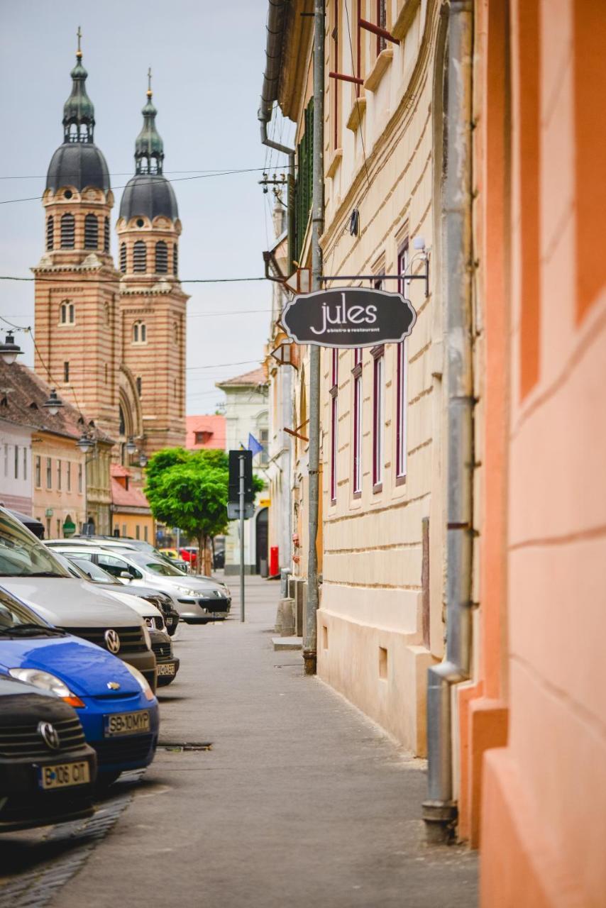 Jules Home — 4-Star Luxury Hotel in Sibiu, Romania