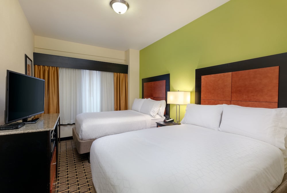 Holiday Inn Express & Suites Atlanta Downtown by IHG - photo 35