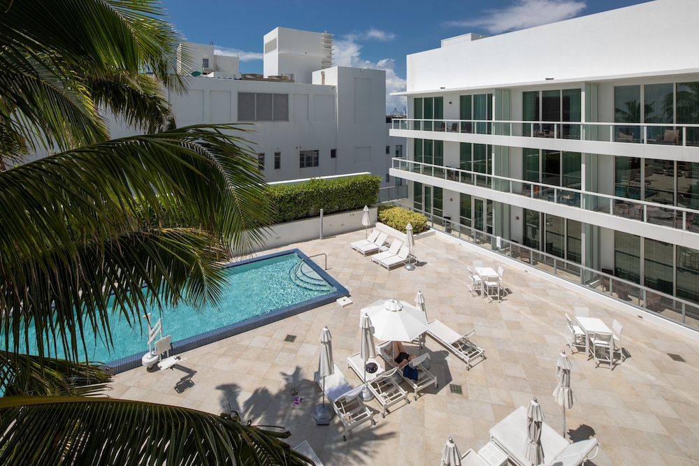 Fontainebleau Miami Beach Private Luxury Suites - photo 502
