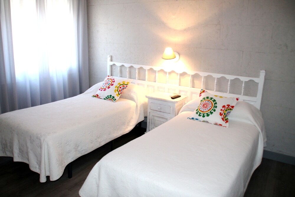 Hostal Los Molinos 7161333 — Navahermosa