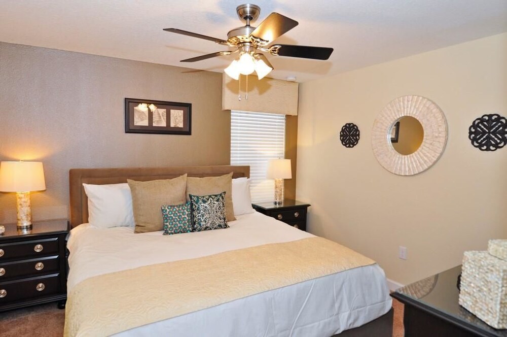 Fabulous 8 Bed 5 Bath Pool Home in Championsgate Golf Resort - photo 3