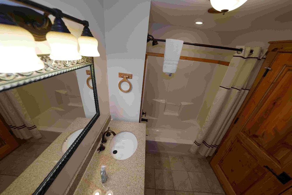 Ampersand Bay Resort - photo 168