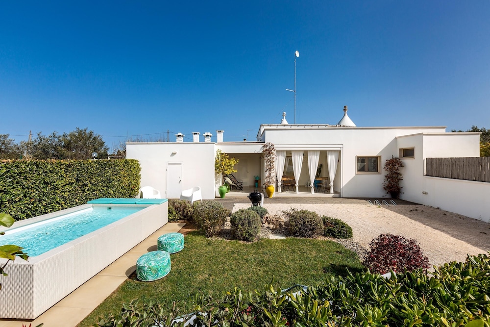 2124 I Colmi Trulli Suites in Martina Franca, Italy