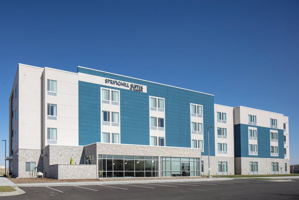 SpringHill Suites by Marriott Ames - photo 25