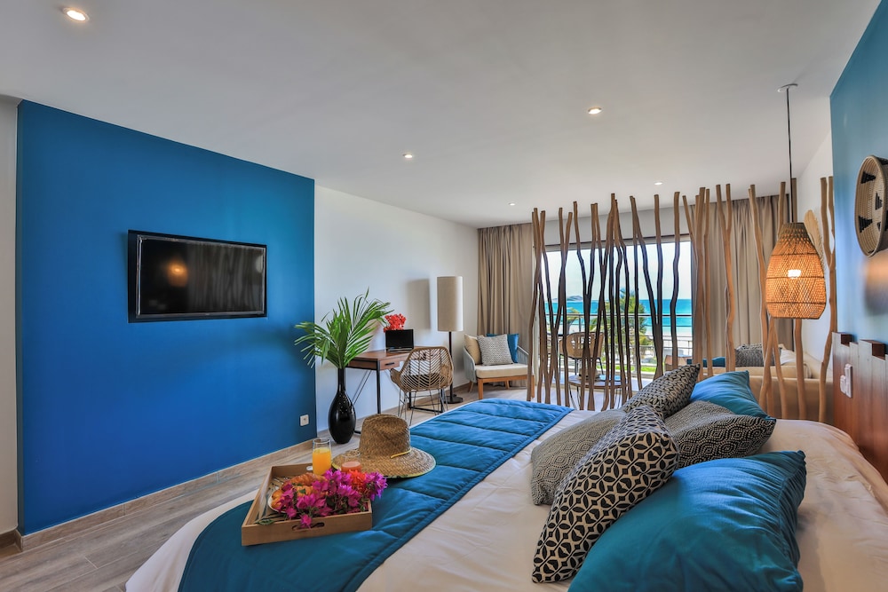 Orient Beach Hotel - carbon neutral hotel in Saint-Martin-D'heres
