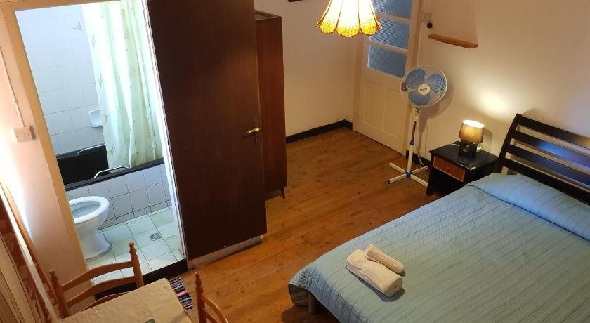 TRIANON Hostel Central Paphos Old Town