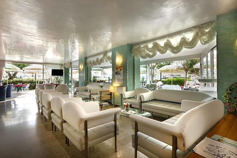 Hotel Margareth - last minute hotel in Riccione