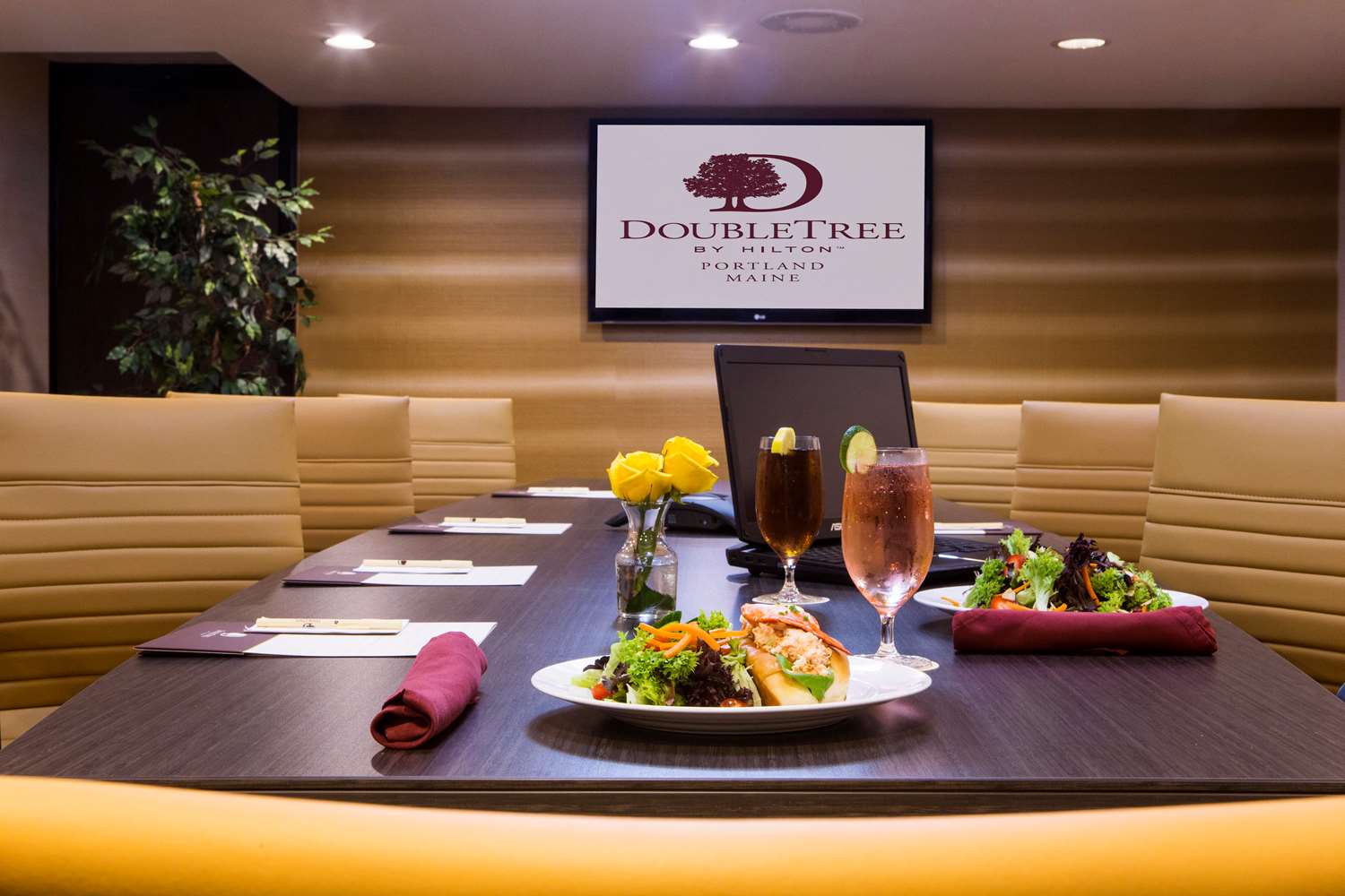 DoubleTree by Hilton Hotel Portland - photo 15