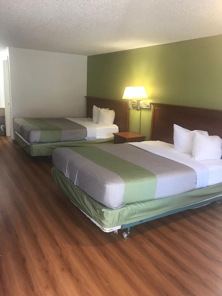 OYO Hotel Centralia - photo 11