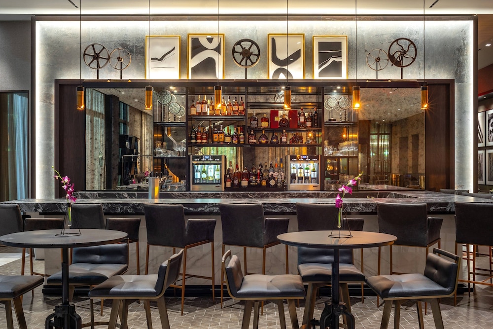 The Row Hotel at Assembly Row Autograph Collection - photo 5