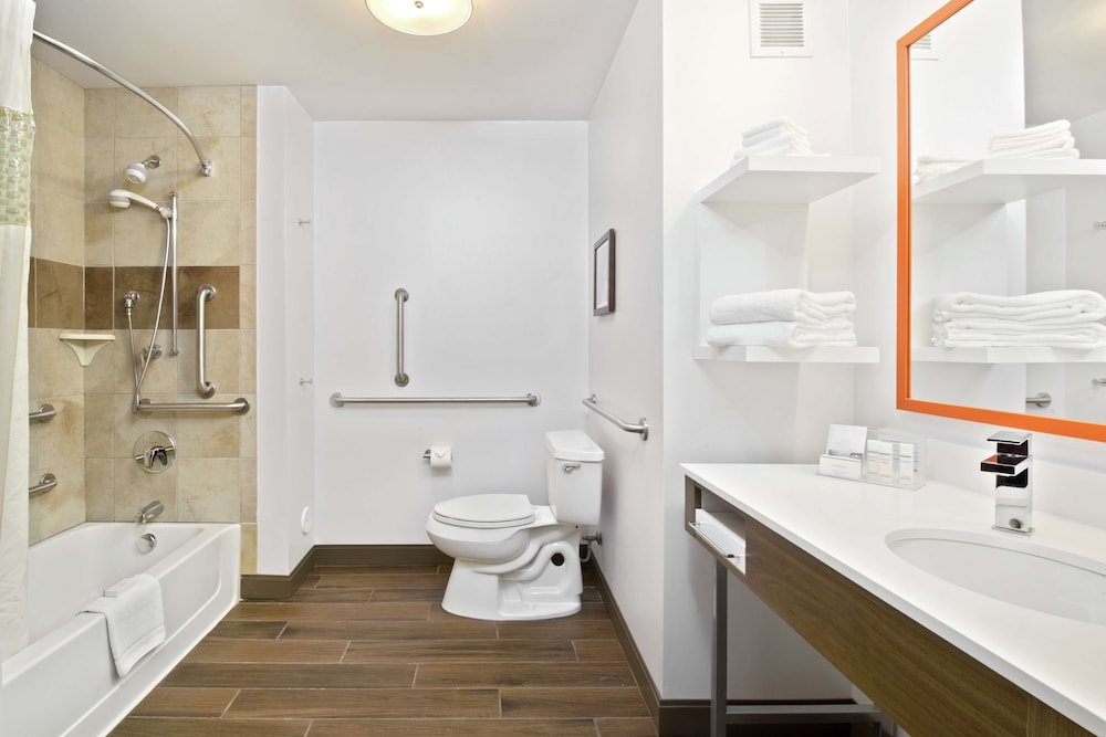 Hampton Inn & Suites Spokane Valley - photo 30