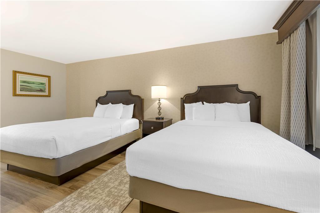 Best Western Plus Vineyard Inn & Suites - photo 35