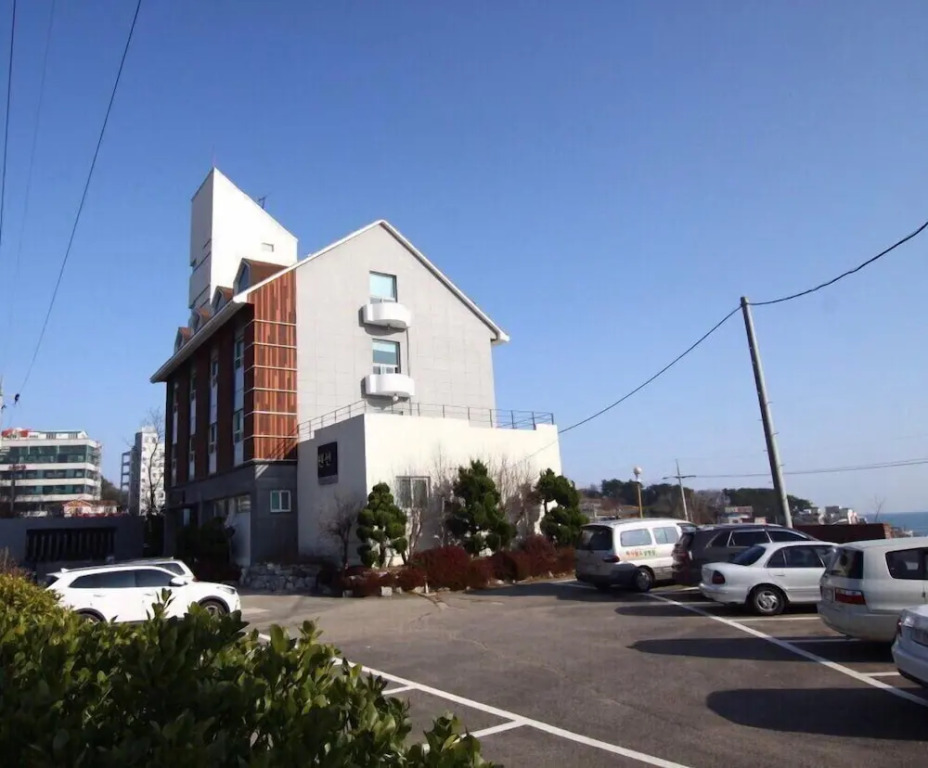 Prada Hotel & Pension in Yeongdeok, South Korea