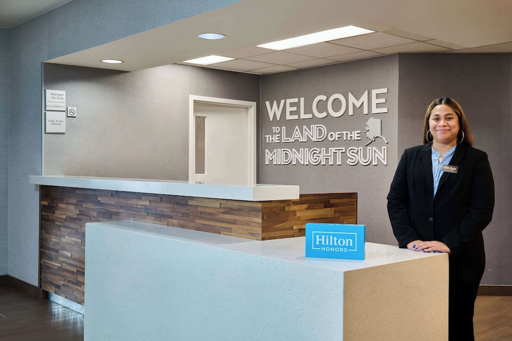 Hampton Inn Anchorage - photo 4