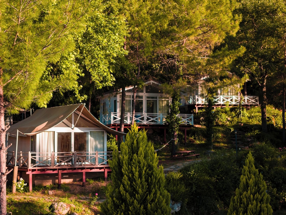 Sakli Gol Evleri — hotel in Bucak