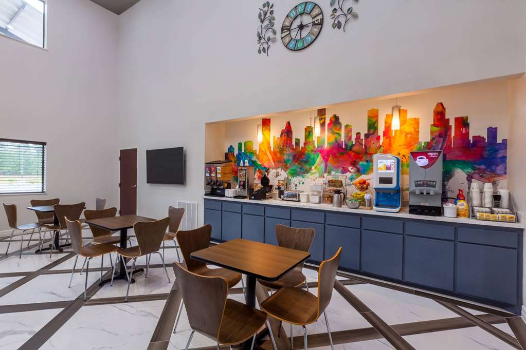 Super 8 by Wyndham Kingwood Houston North - photo 12