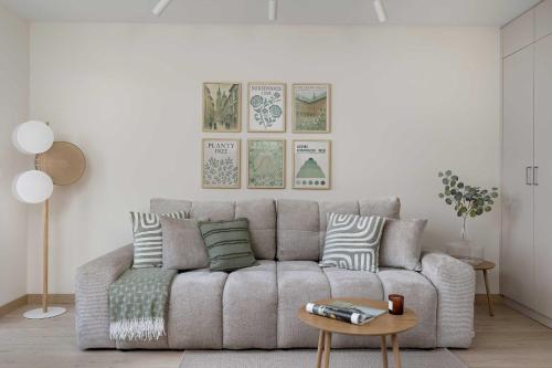 Family Apartment with Air Conditioning with 3 Bedrooms in Cracow by Noclegi Renters — 4-Star Luxury Hotel in Krakow, Poland
