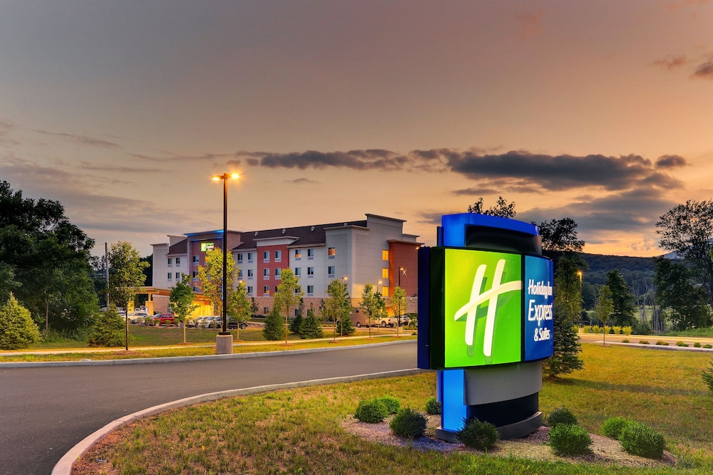 Holiday Inn Express & Suites Saugerties Hudson Valley by IHG - photo 66