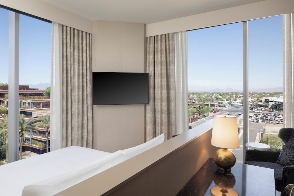Caesars Republic Scottsdale a Hilton Hotel - photo 18