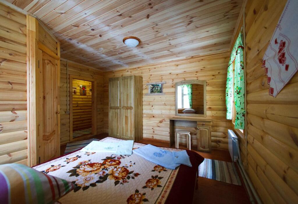 Visiting a fairy tale - last minute hotel in Unknown City