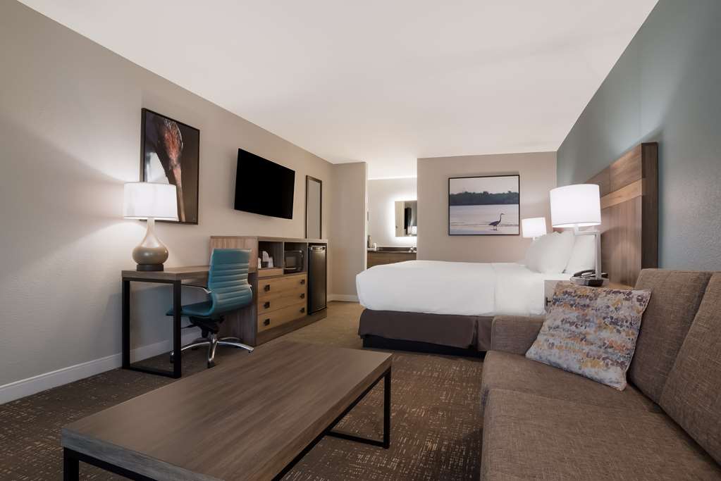 Best Western Flagship Inn - photo 10