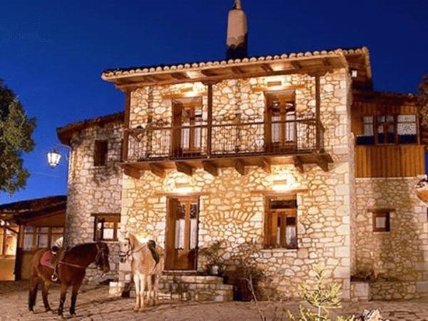 Elaion Guesthouse — 4-Star Luxury Hotel in Elliniko, Greece