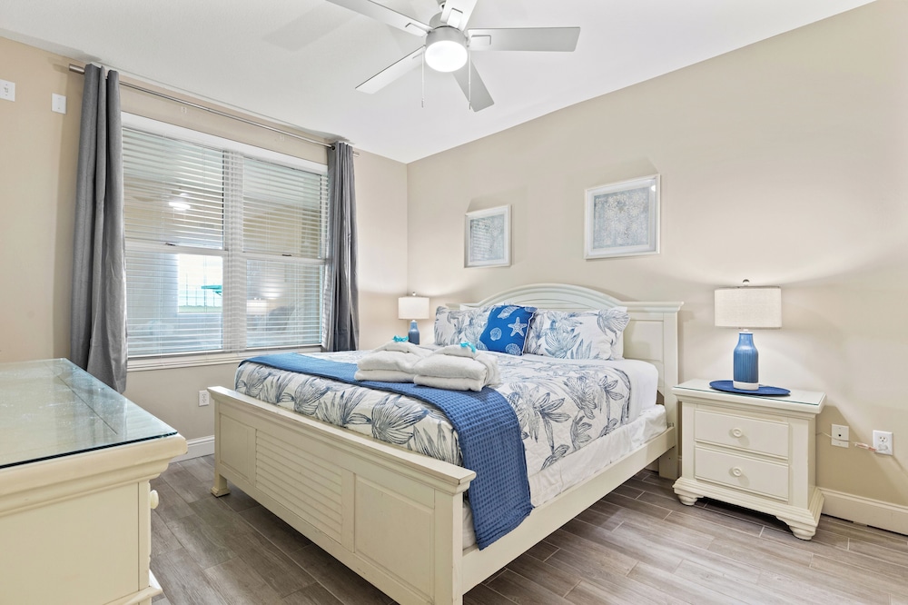 Beautiful 5th Floor Aqua Resort Unit With Direct Ocean Views Sleeps 8 - photo 3