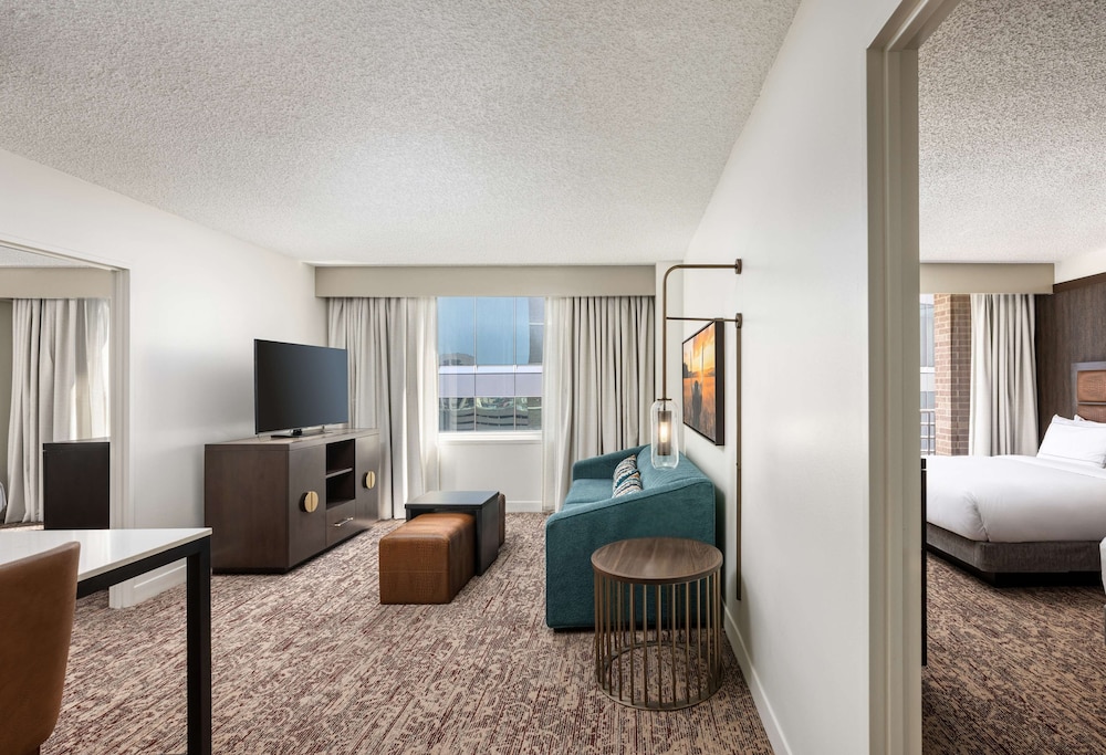 DoubleTree Suites by Hilton Austin Downtown Capitol - photo 19
