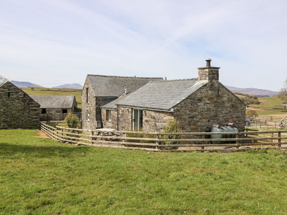 Orsedd Wen Cottage — 4-Star Luxury Hotel in Betws-Y-Coed, United Kingdom