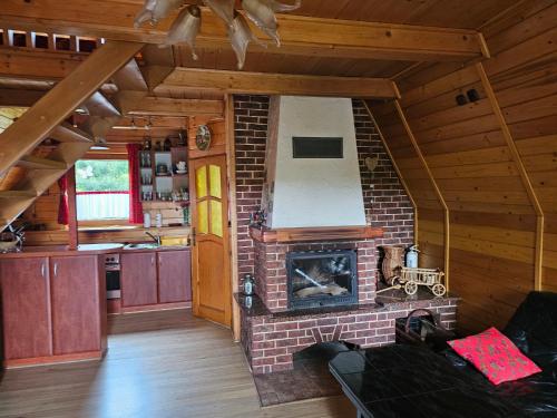 LESNA CHATA jestesmy 15km od Energylandii domek wolnostojacy Beskid Maly pet-friendly hotel Zagornik