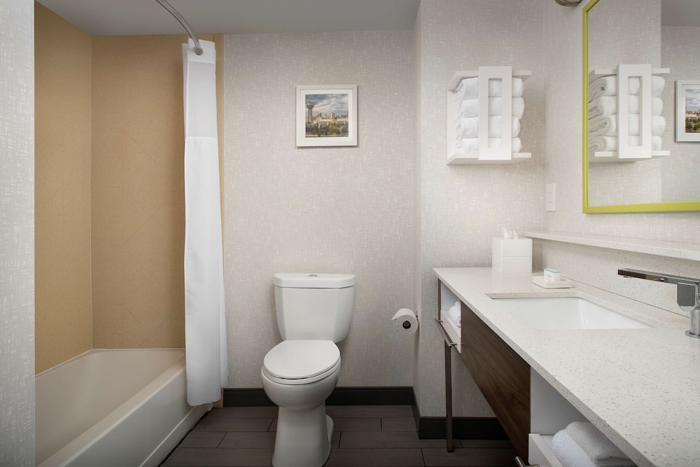 Hampton Inn Knoxville East - photo 15
