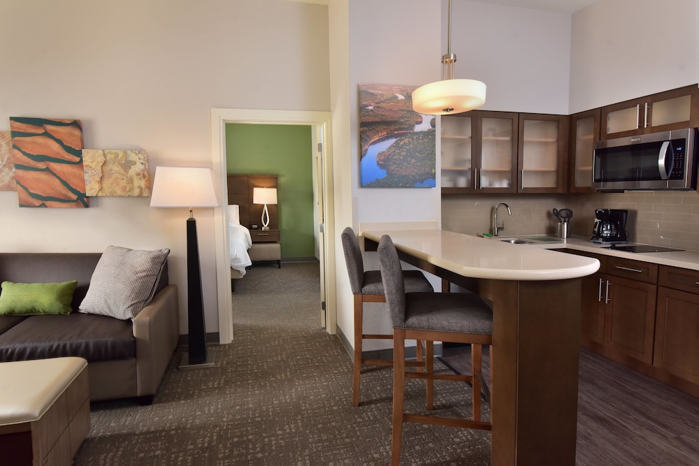 Staybridge Suites Wisconsin Dells Lake Delton by IHG - photo 14