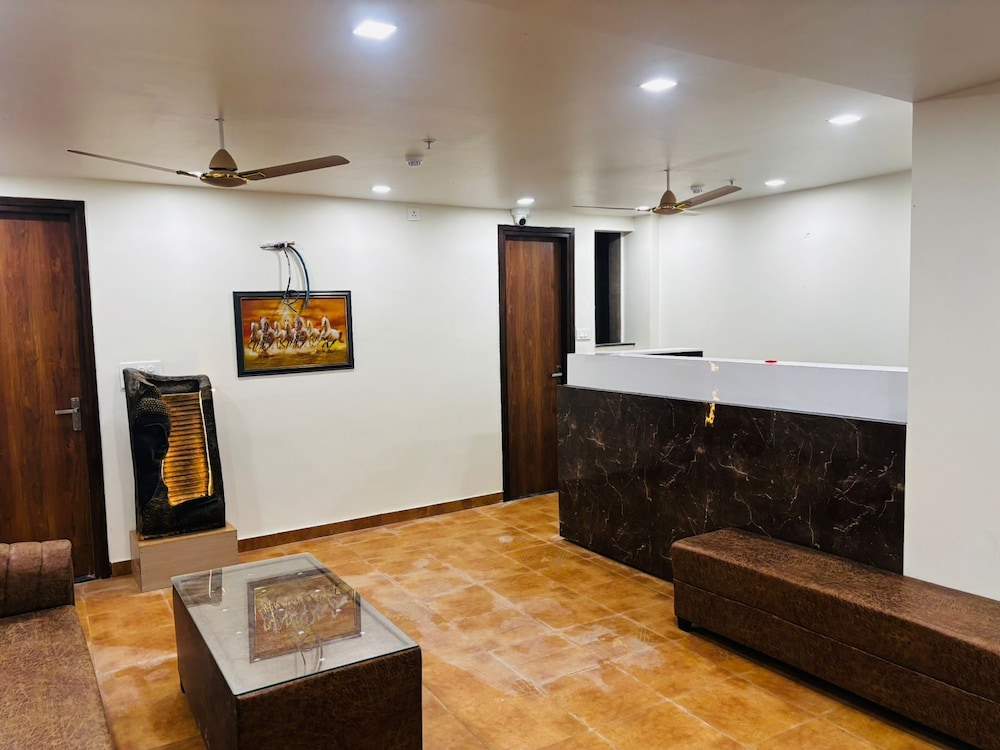 Nirvana inn — Allahabad — photo 3