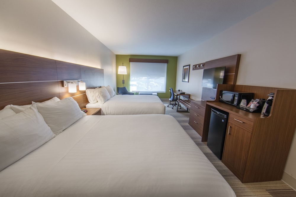 Holiday Inn Express Gatlinburg Downtown by IHG - photo 18