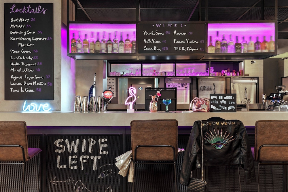 מזון ומשקאות