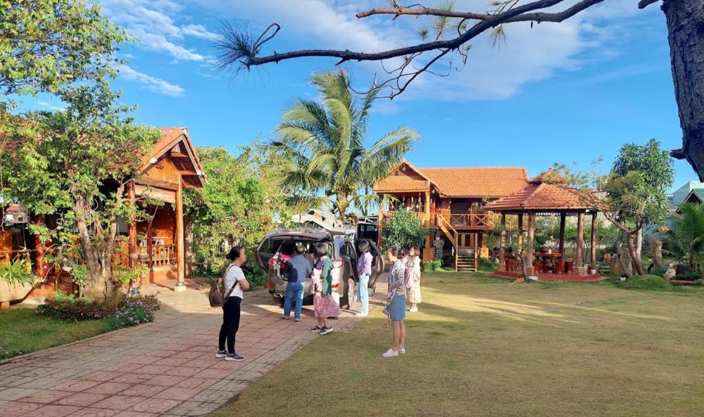 Moonlight Homestay & Hotel in Pleiku, Vietnam