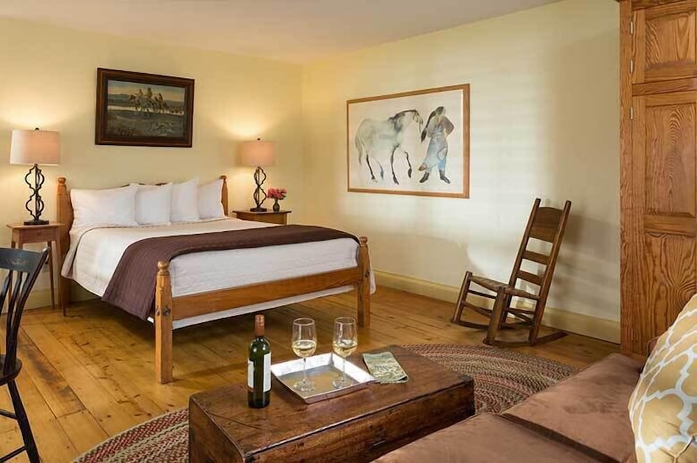 Inner Banks Inn - photo 6