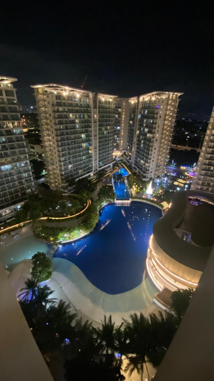 Azure Urban Resort Residences — 5-Star Luxury Hotel in Manila, Philippines