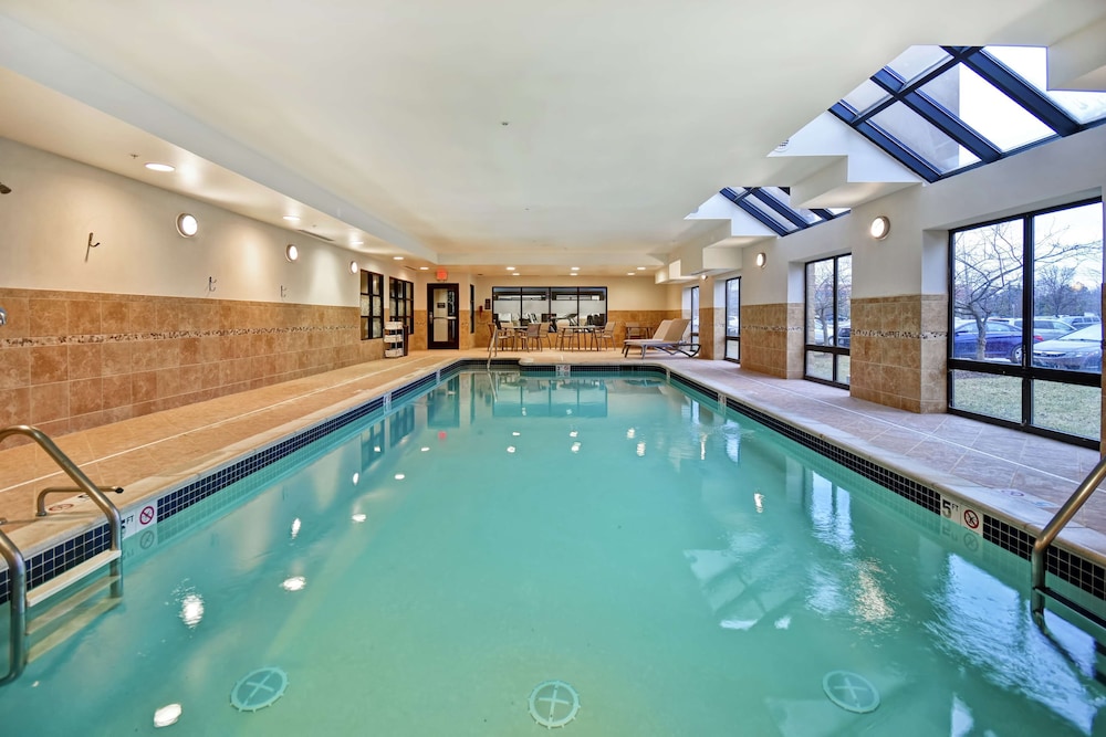 Hampton Inn & Suites Detroit Canton - photo 62