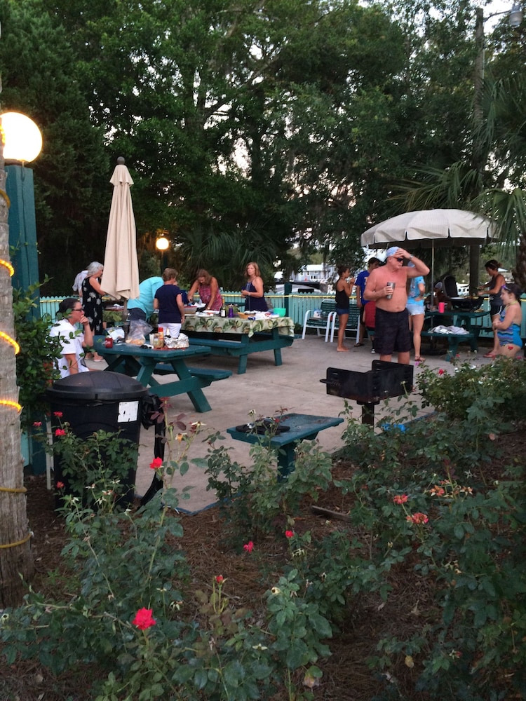 Steinhatchee River Inn - photo 82