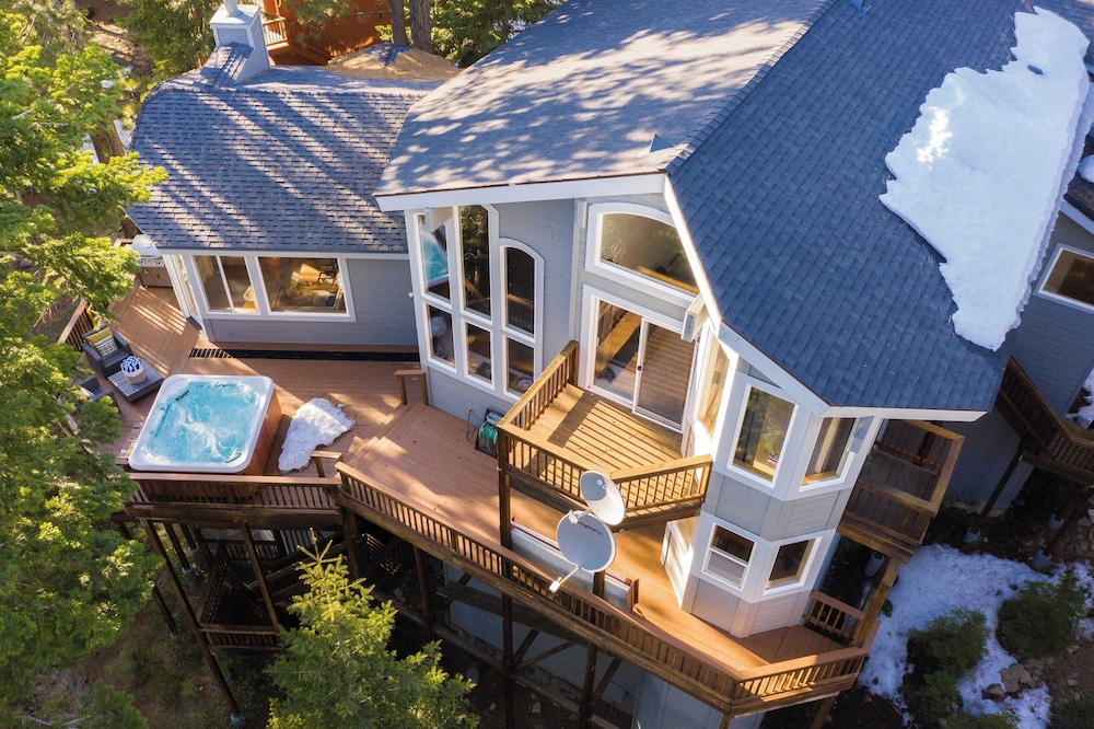 Sparrow by Avantstay Modern Mountain Retreat w Hot Tub Pool Table & Games - photo 36
